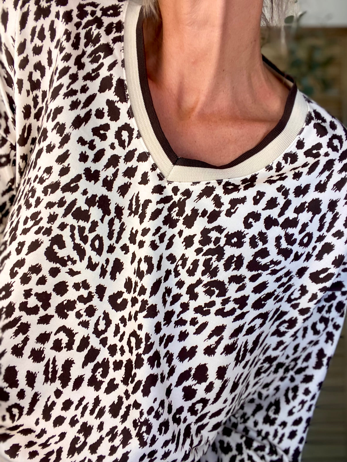 Sweat imprimé Léo 🐆 AMANDINE - Chocolat