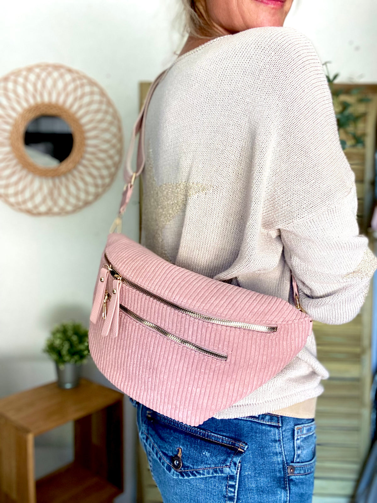 Sac banane XL en velours côtelé 2 zips et sangle fantaisie - WENDY - Vieux rose