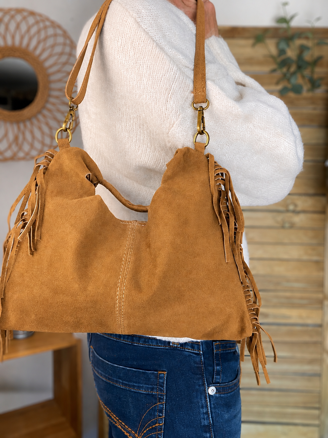 Sac hobo en cuir daim avec franges AARON - Camel - DÉSTOCKAGE