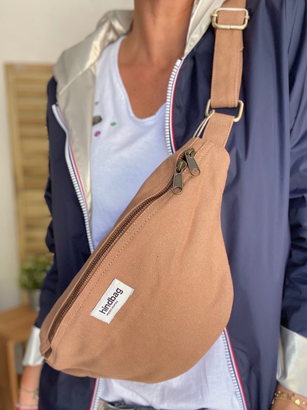 HINDBAG SASHA - Sac banane Cannelle