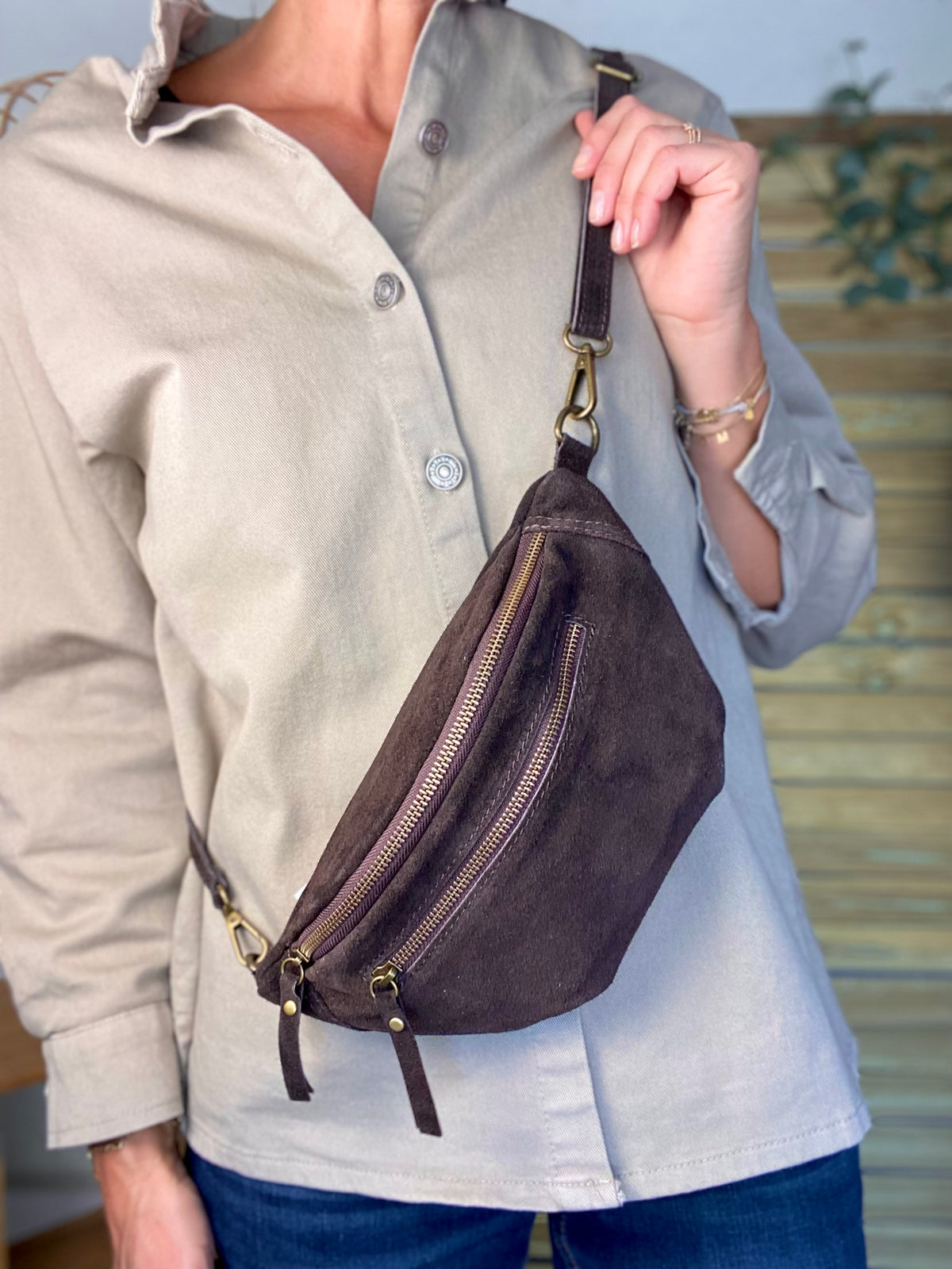 Sac banane double poche en cuir daim - OPALINE - Chocolat