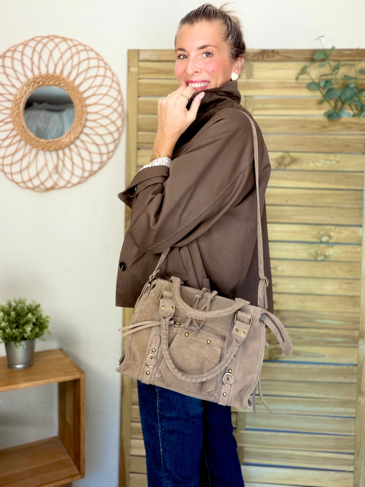 Sac à main en cuir daim • HUNTER Petit format - Taupe