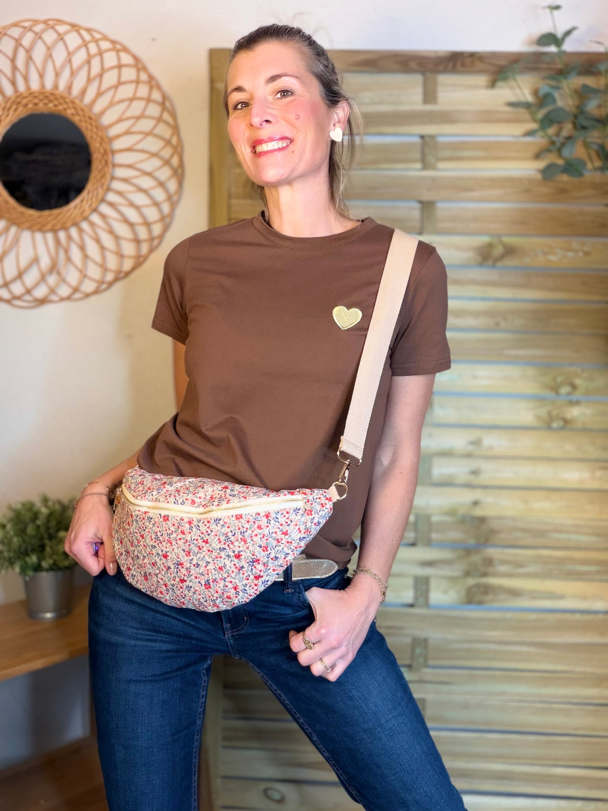 Tee shirt cœur brodé doré 💛 PIA Choco - FIN DE SÉRIE