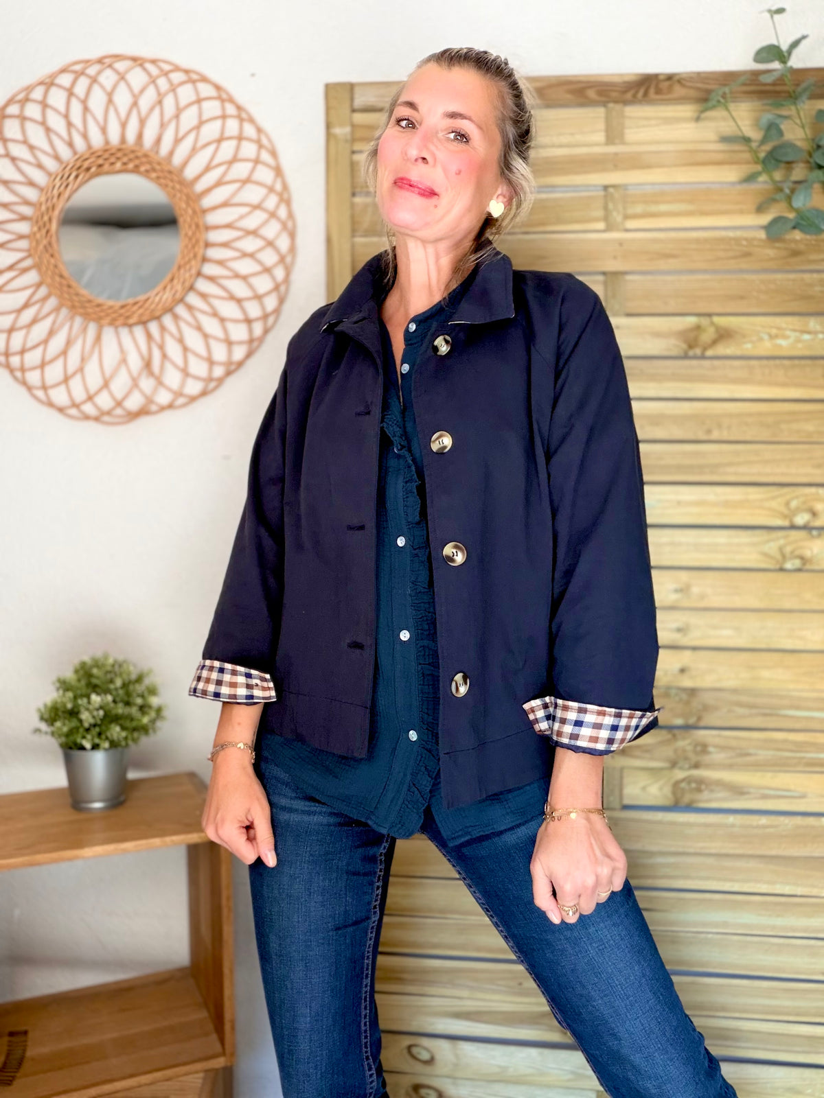 Veste Trench en coton avec carreaux - SOLÈNE Bleu marine • FIN DE SÉRIE