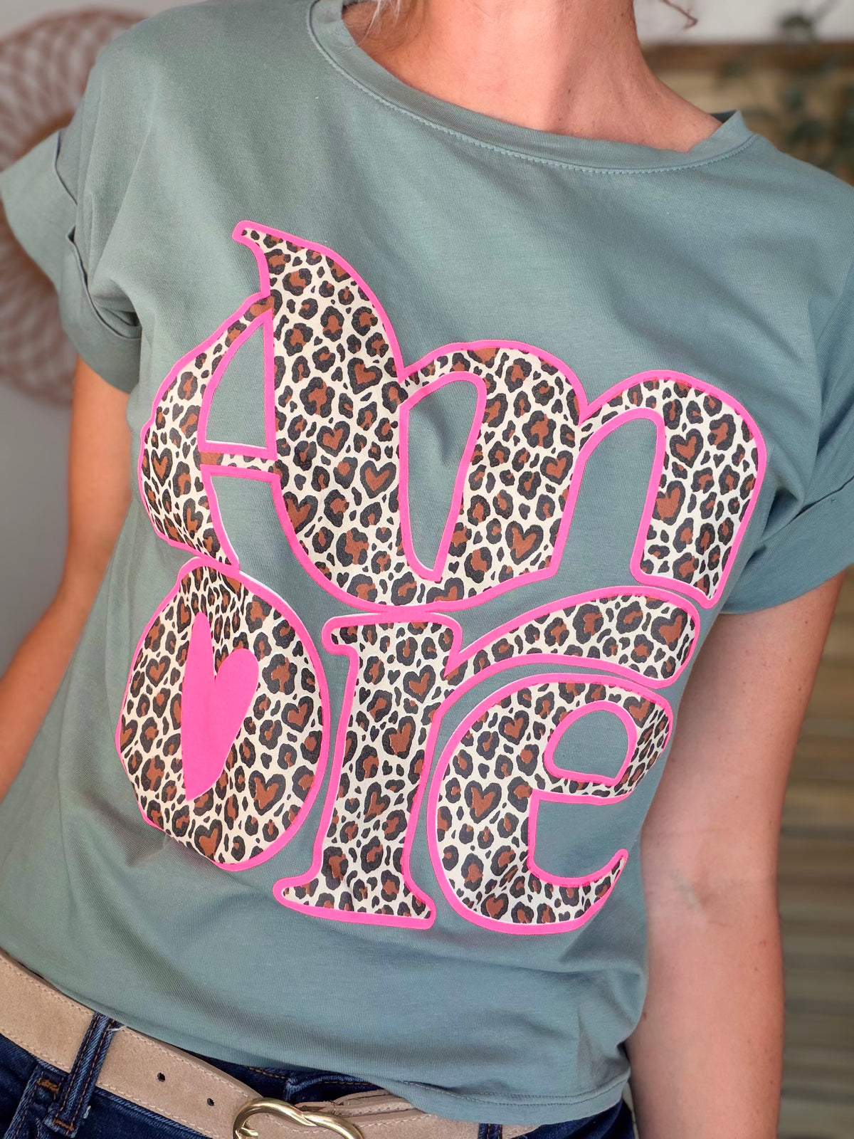 Tee shirt AMORE Léo URSULA Kaki - FIN DE SÉRIE