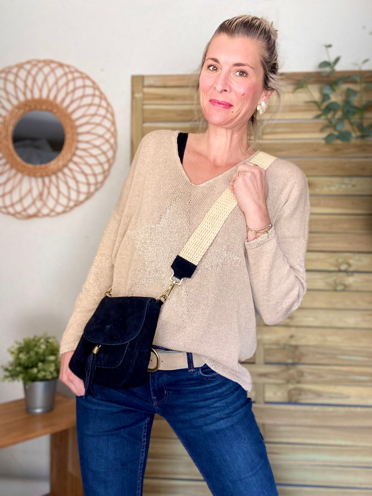 Sac bandoulière en cuir daim HORTENSE - Noir - FIN DE SÉRIE