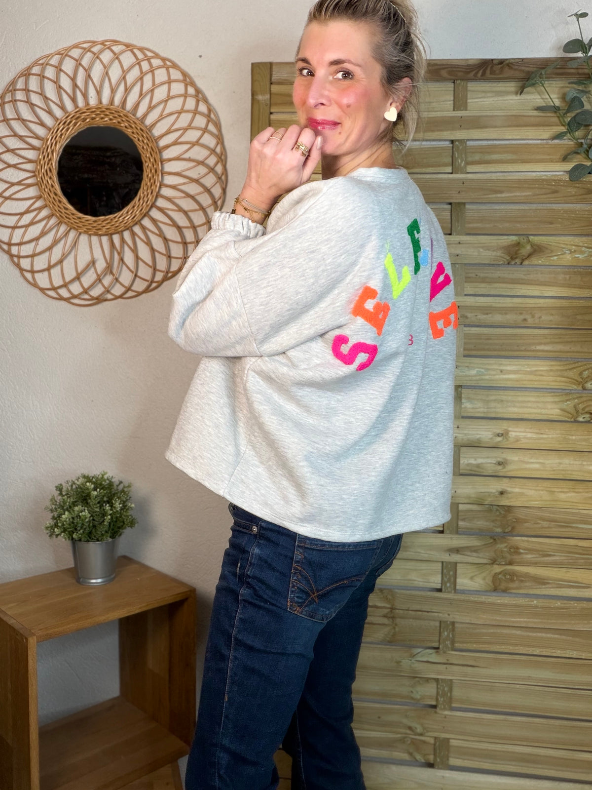 Sweat molleton oversized SELF LOVE multicolore - MIKA - FIN DE SÉRIE