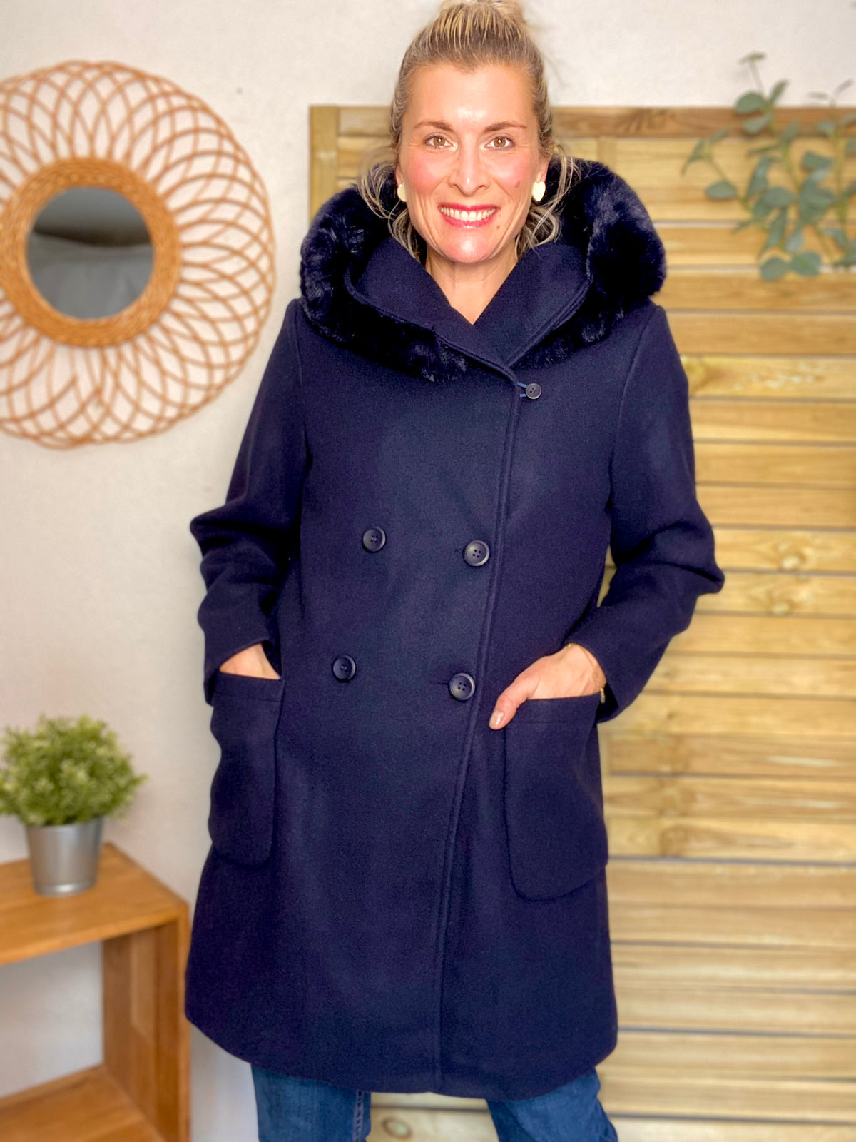 LAURA JO - Manteau caban ESTHER avec capuche et col fausse fourrure amovible - Bleu marine - FIN DE SÉRIE