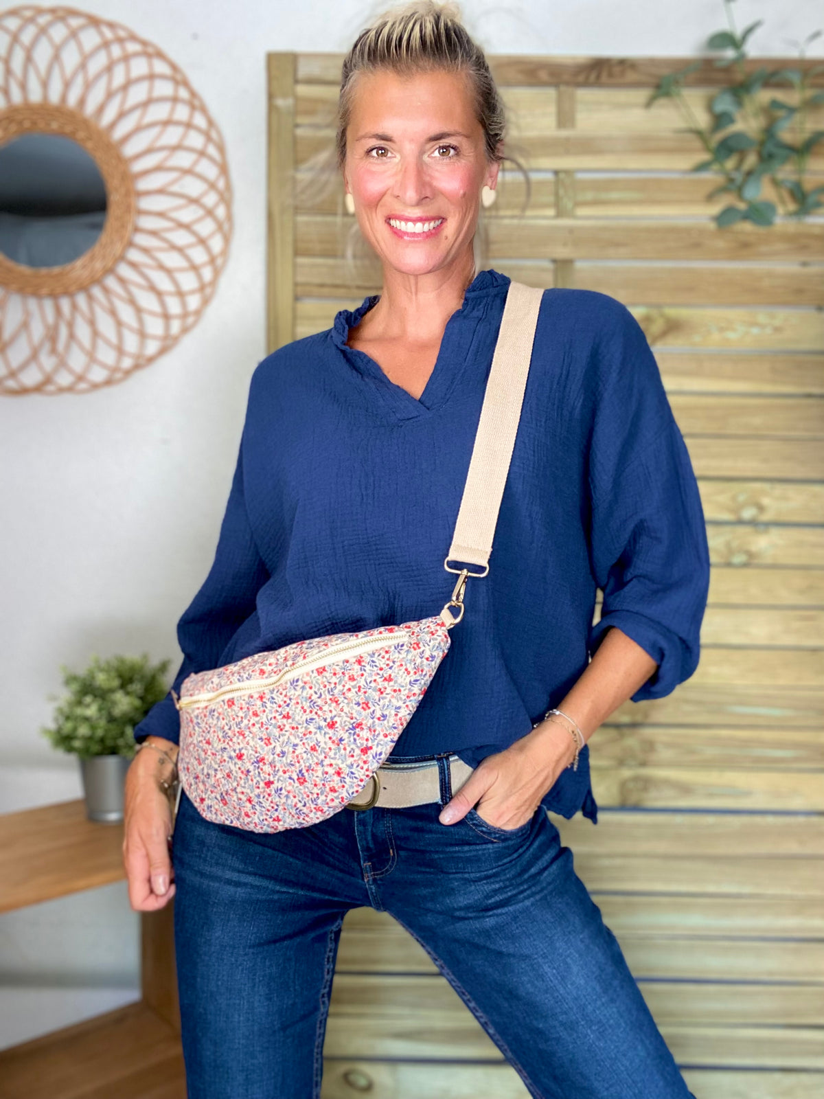 Blouse en gaze de coton SIERRA Bleu marine - manches longues • FIN DE SÉRIE
