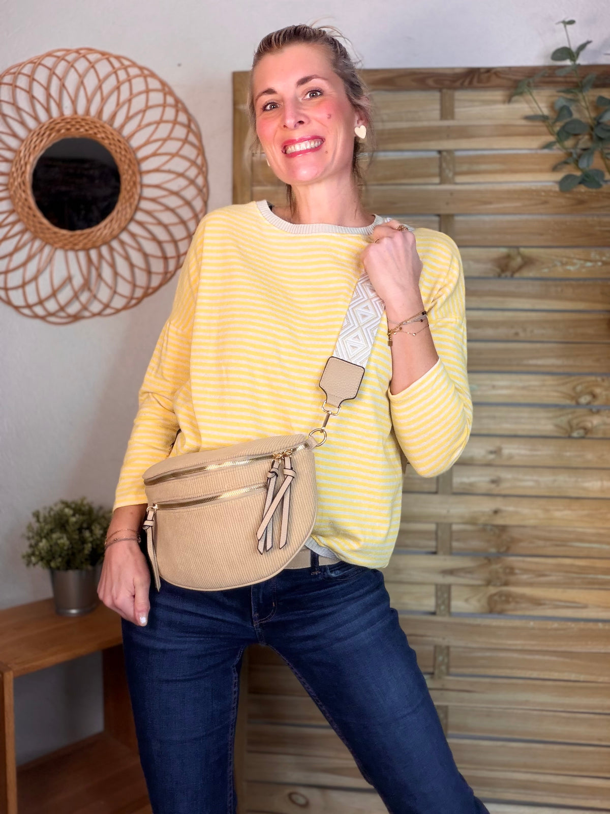Pull fin rayé ample ROMANE - Jaune/Beige - FIN DE SÉRIE