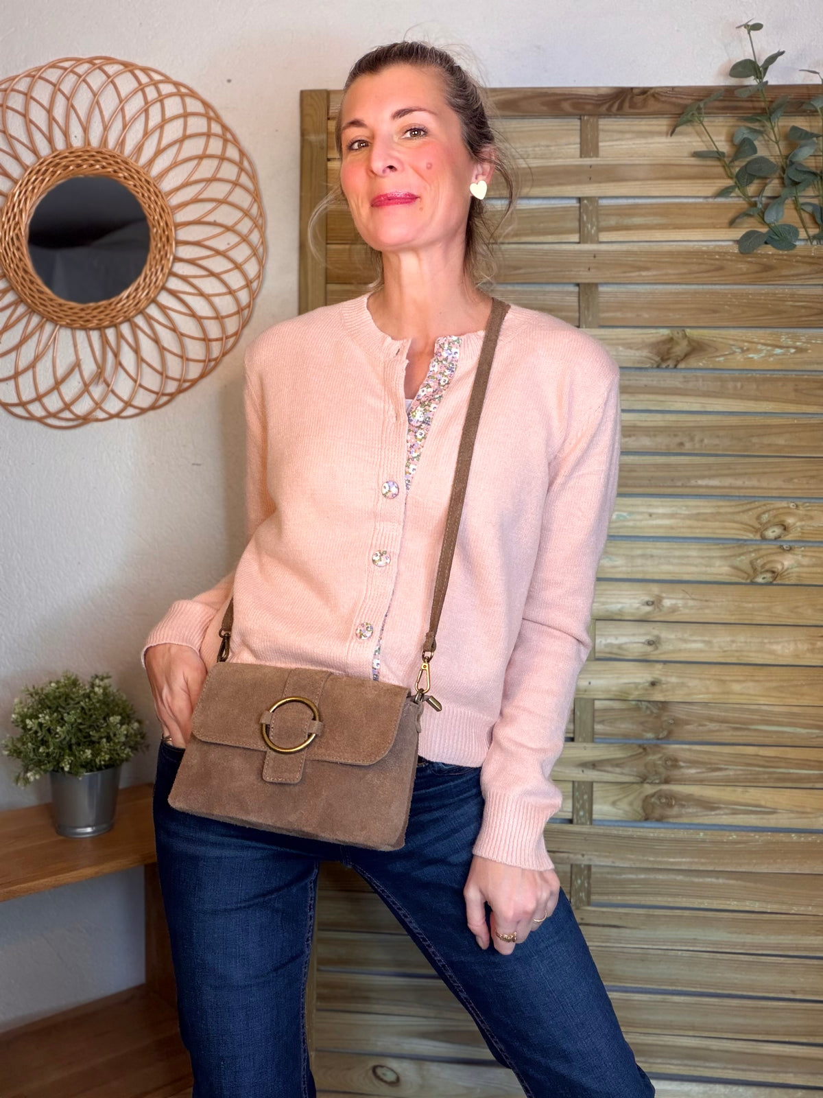 Sac bandoulière en croute de cuir BLAKE - Taupe