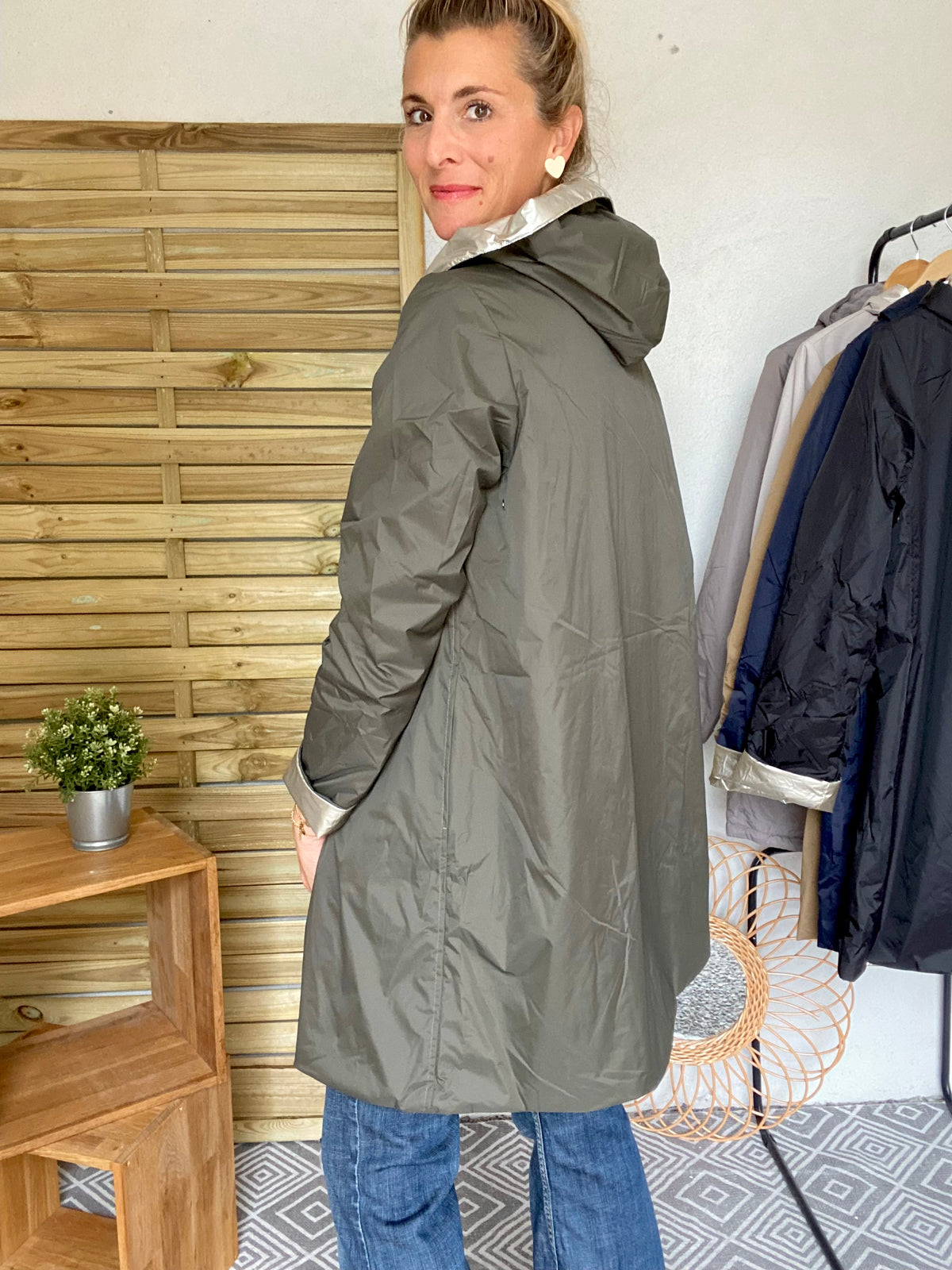 LAURA JO - Imperméable réversible rembourré LOUISON LONG - Kaki/Doré