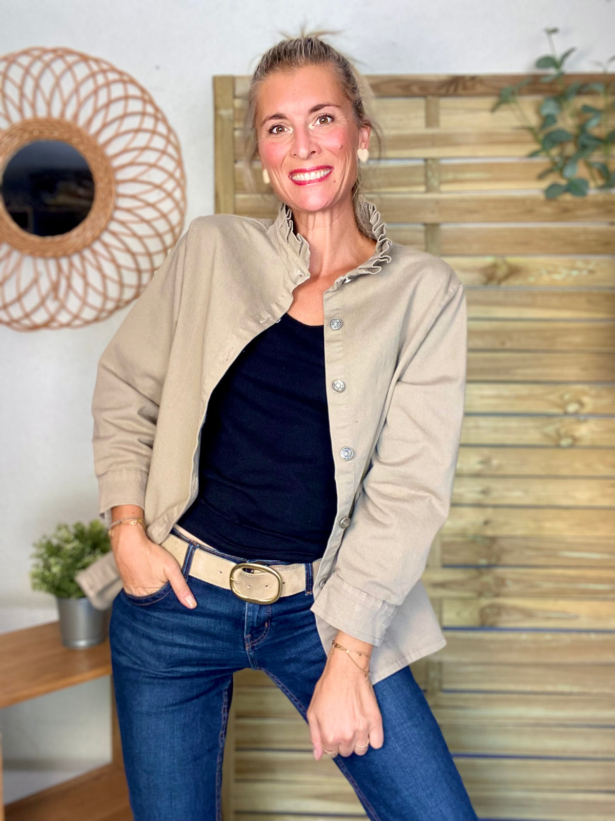 Veste / Chemise en coton, col victorien volanté Beige taupe LISON