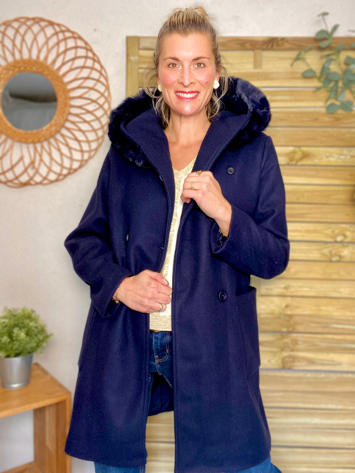 LAURA JO - Manteau caban ESTHER avec capuche et col fausse fourrure amovible - Bleu marine - FIN DE SÉRIE