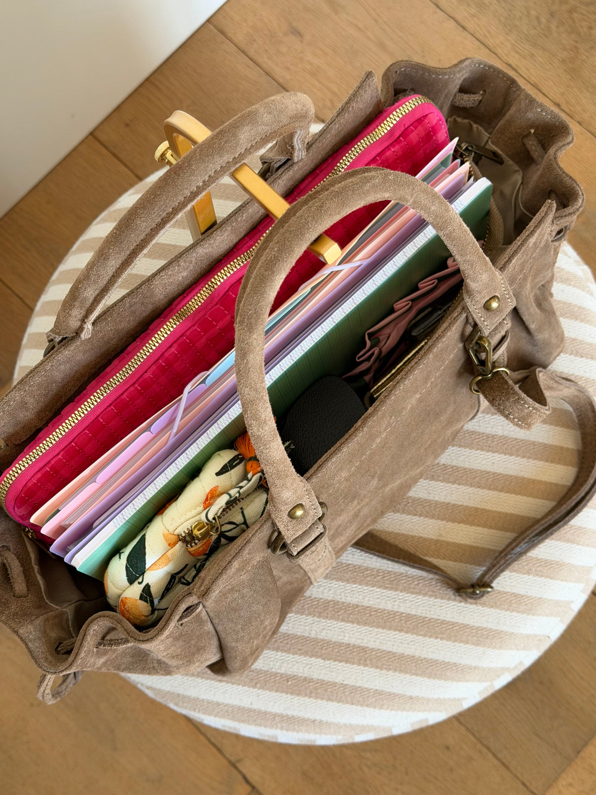 Sac cabas XL en cuir daim • PARKER Taupe