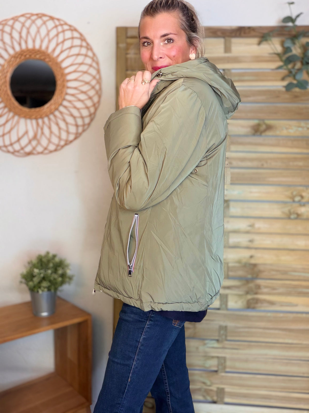 Doudoune imperméable réversible ANGÈLE COURT - Kaki clair - MELYA MELODY (DÉSTOCKAGE sur Taille S)