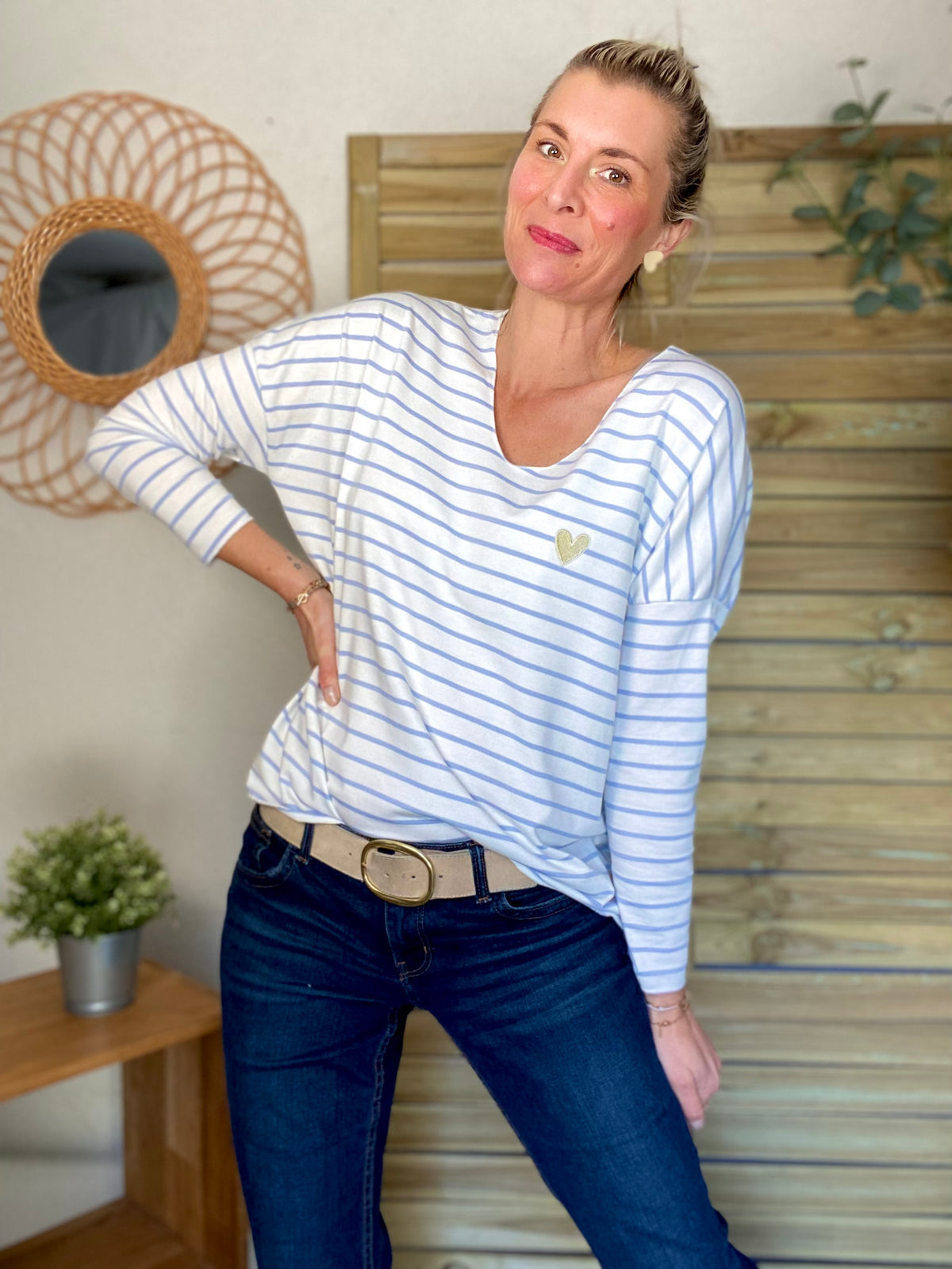 Pull fin rayé col V avec ou sans coeur doré 💛 NOLWENN - Bleu ciel