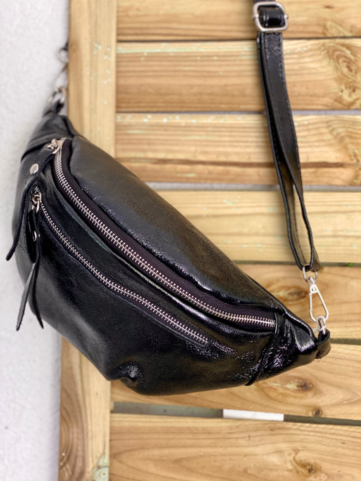 Sac banane en cuir irisé double poche - OPALE - Noir / Argent