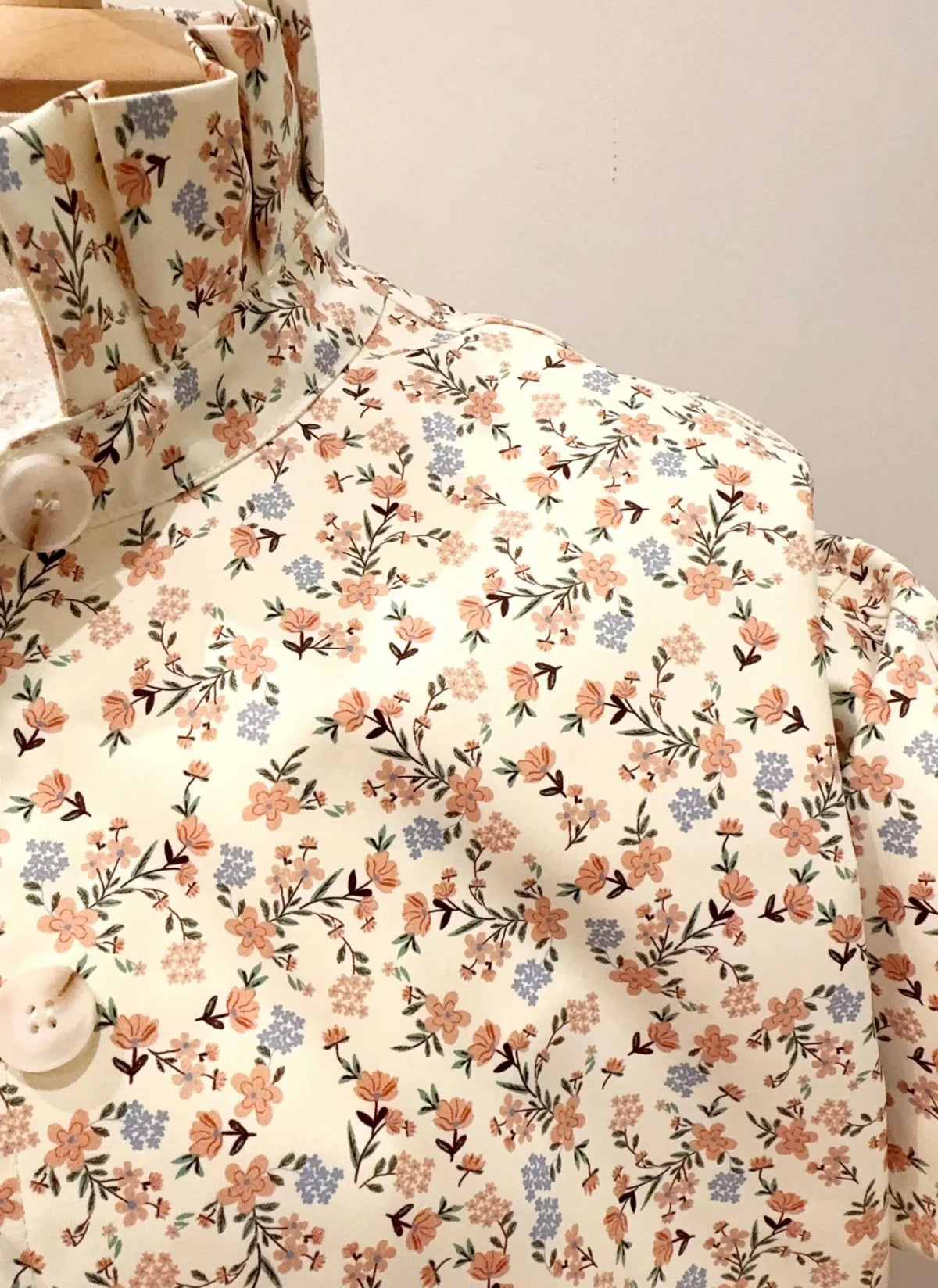 Veste col victorien NICKY Fleurie - FIN DE SÉRIE