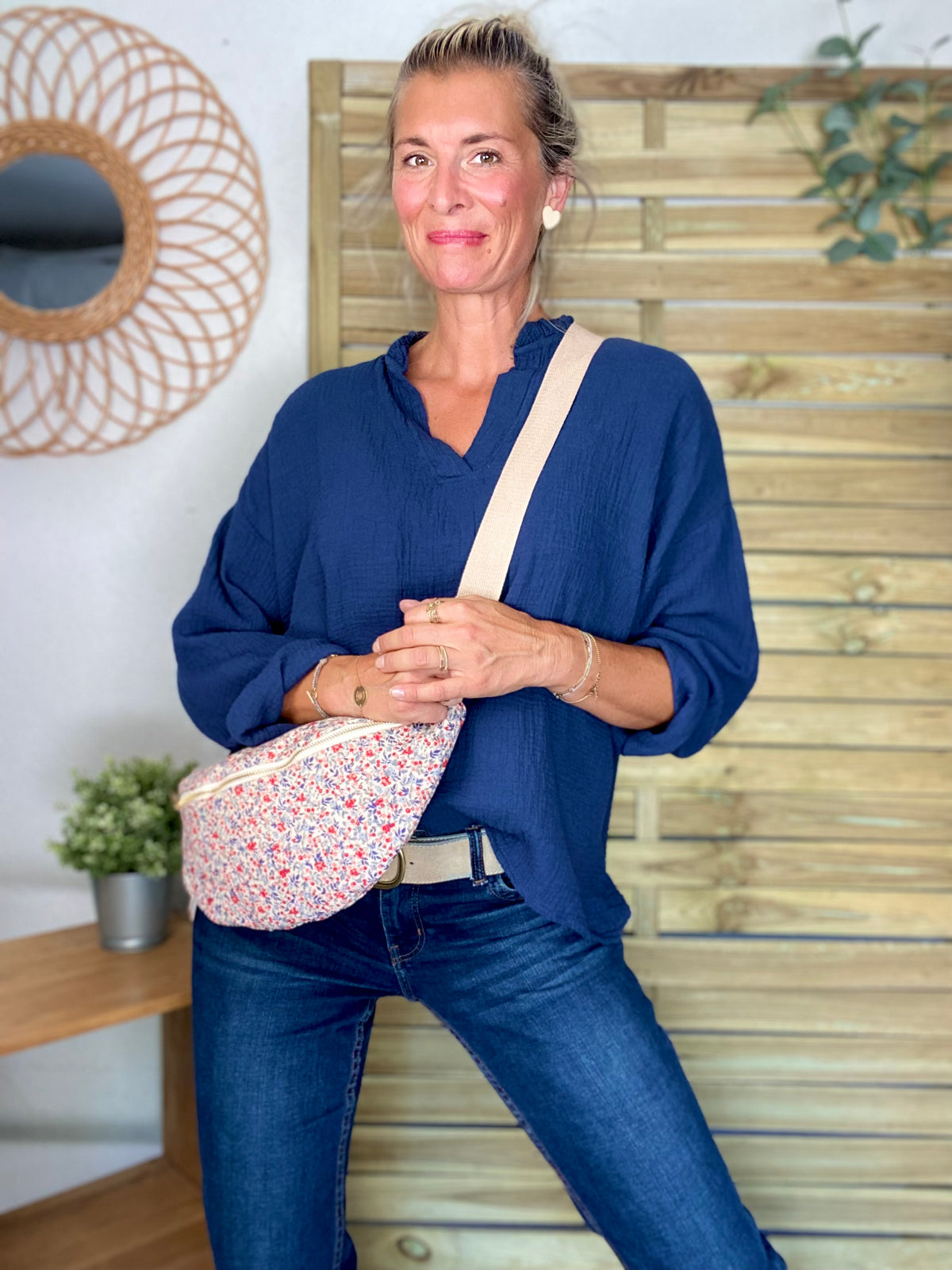 Blouse en gaze de coton SIERRA Bleu marine - manches longues • FIN DE SÉRIE