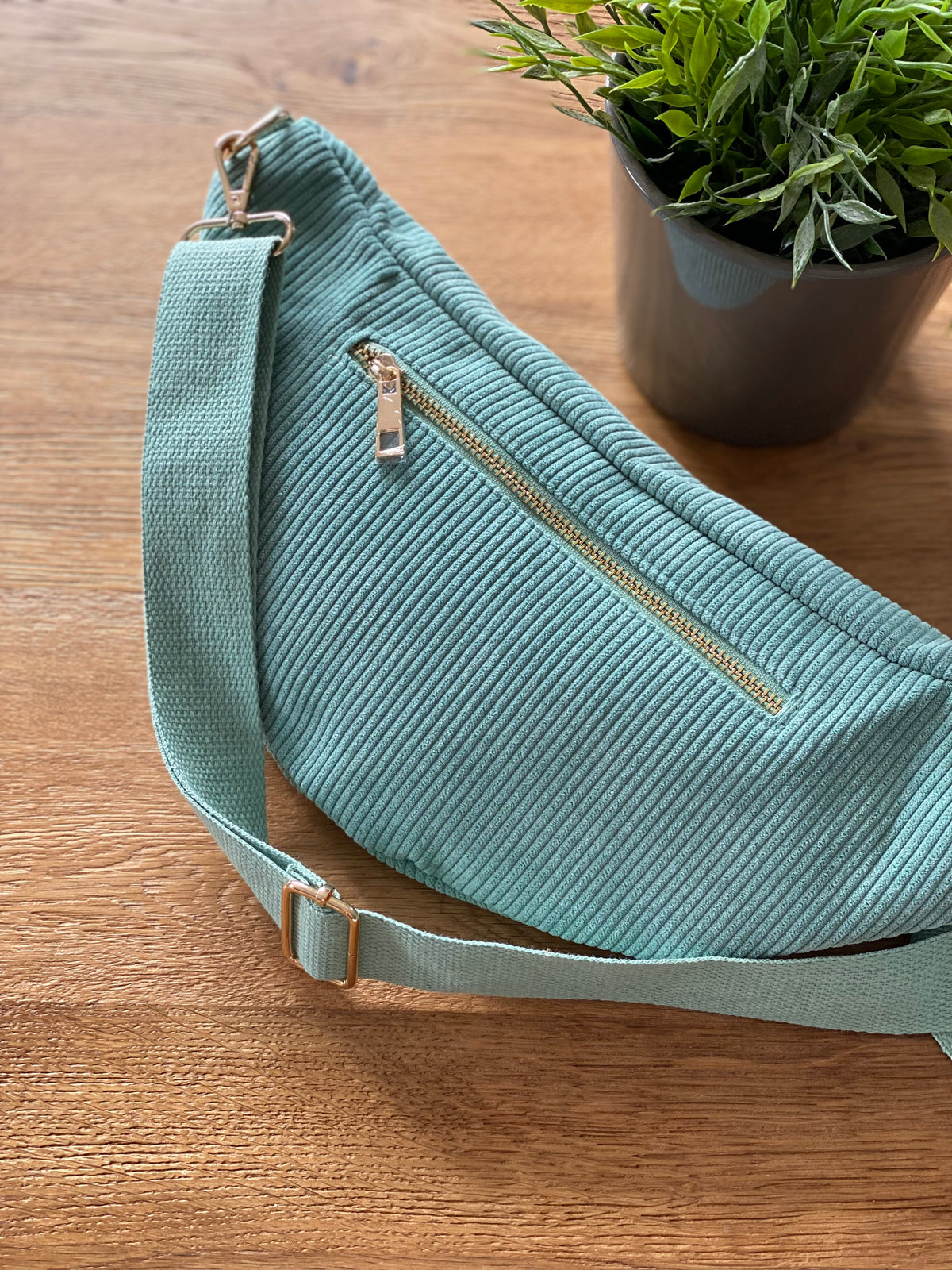 Sac banane XL velours côtelé Ciao Boum - IVY - Vert d’eau (20 coloris)