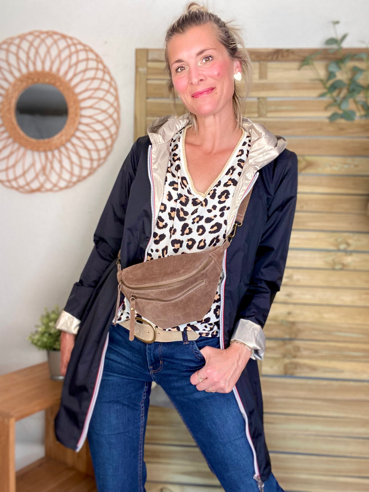 Top imprimé Léo col V avec lurex MISHA - Noir
