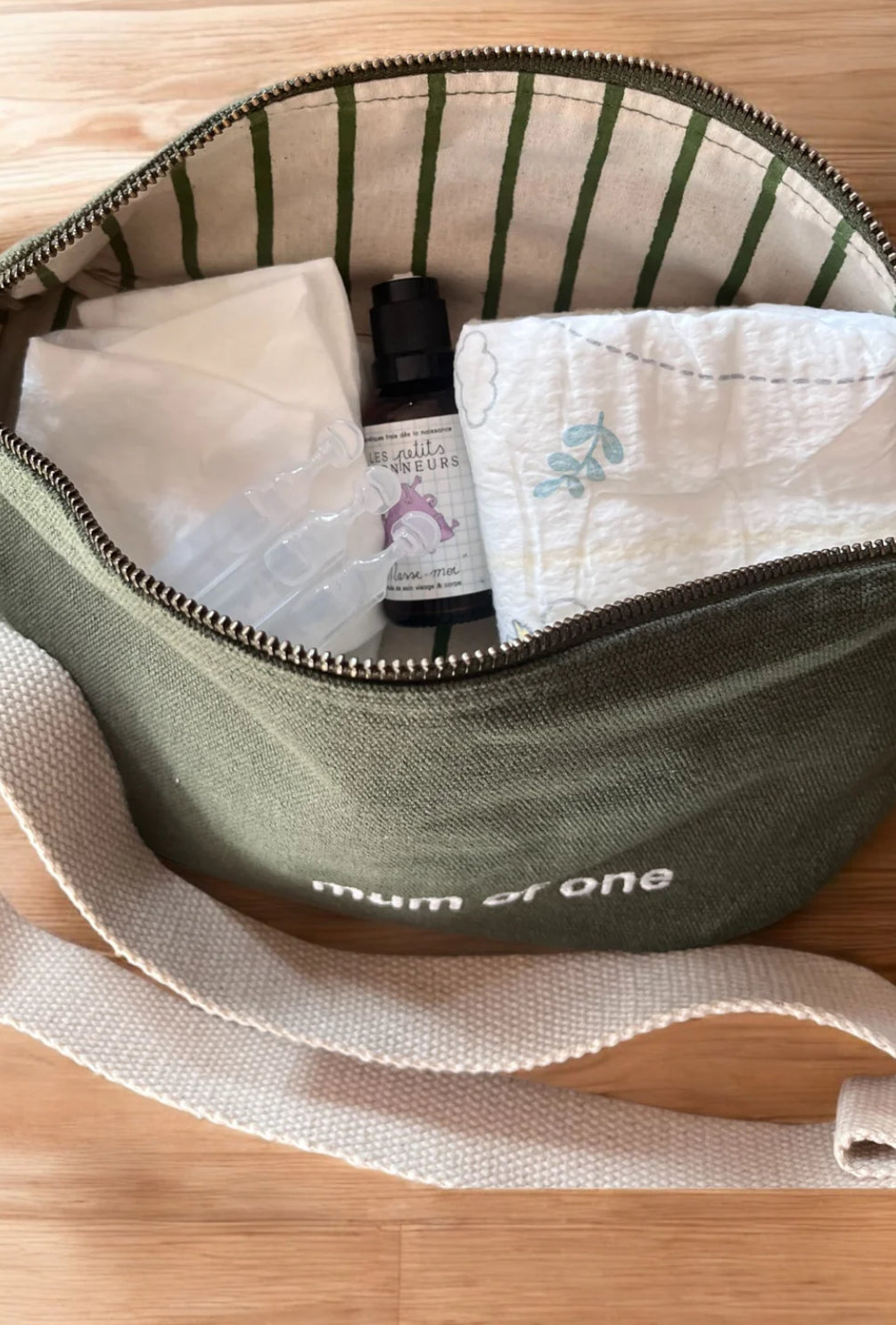 Sac banane en toile MUM OF - Kaki - FAMILY IMPACT STORIES - FIN DE SÉRIE