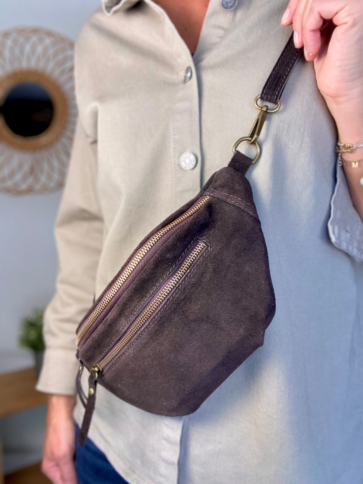 Sac banane double poche en cuir daim - OPALINE - Chocolat