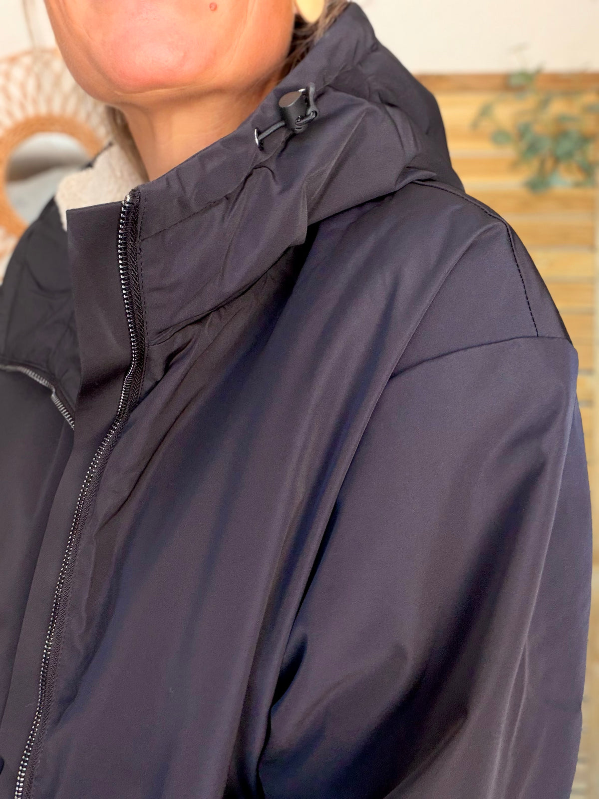 LAURA JO - Imperméable fourré sherpa EVA court - Noir