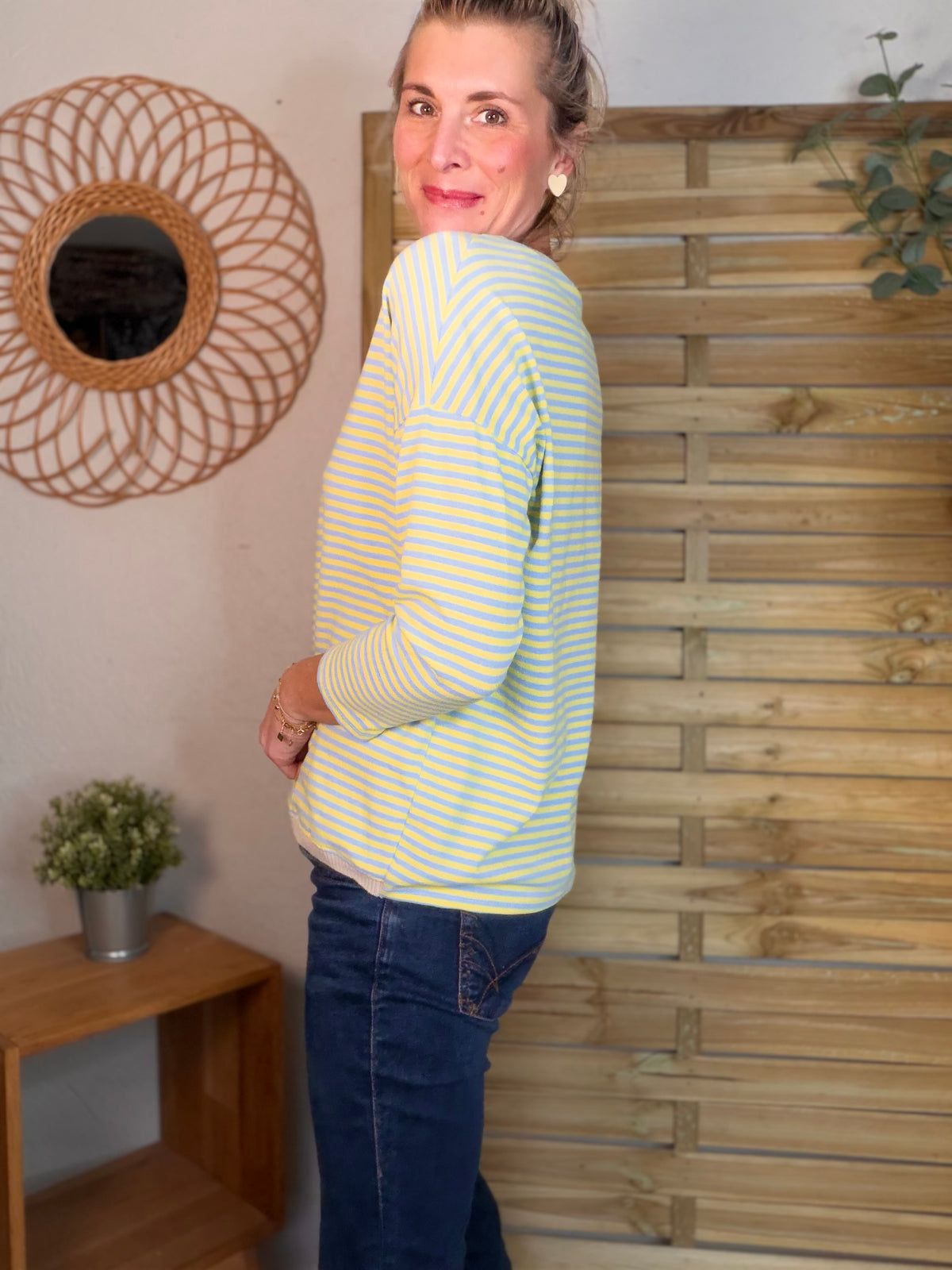 Pull fin rayé ample ROMANE - Bleu/Jaune - FIN DE SÉRIE