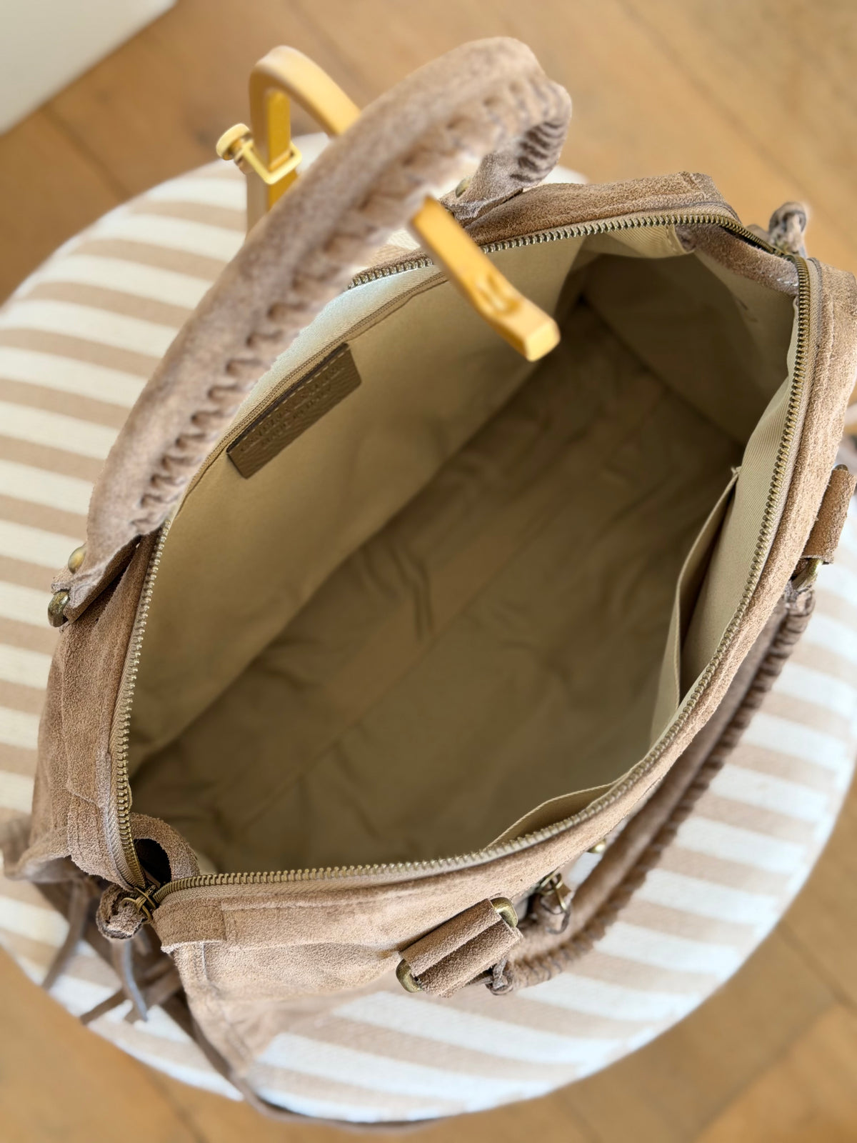 Sac cabas XL en cuir daim • HUNTER Taupe