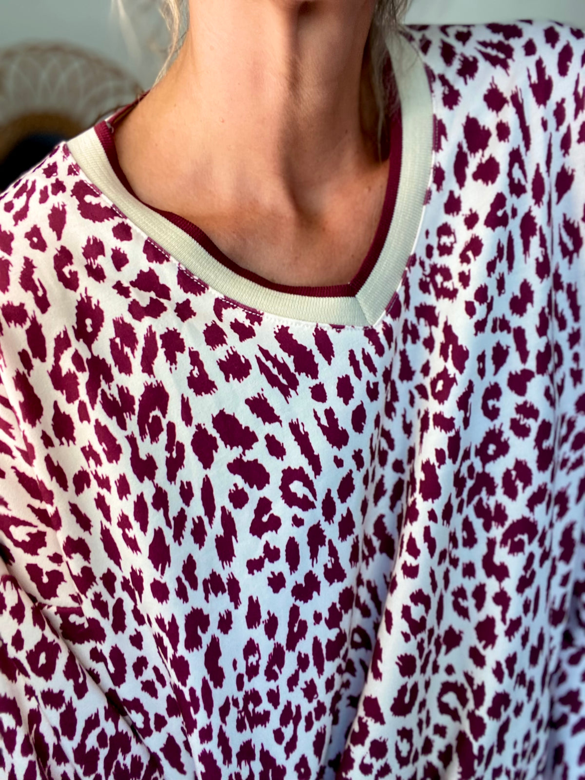 Sweat imprimé Léo 🐆 AMANDINE - Bordeaux