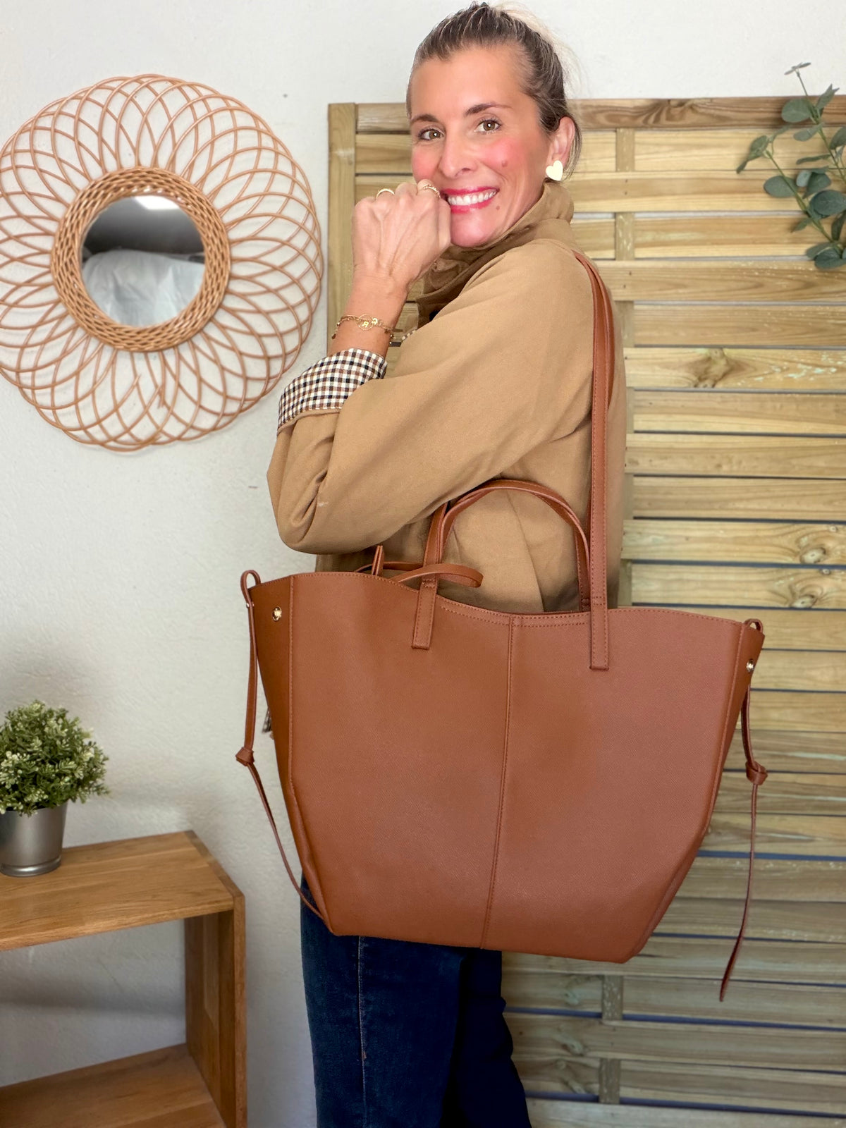 Grand Sac cabas 2 en 1 en simili cuir grainé - PAULE Camel grainé