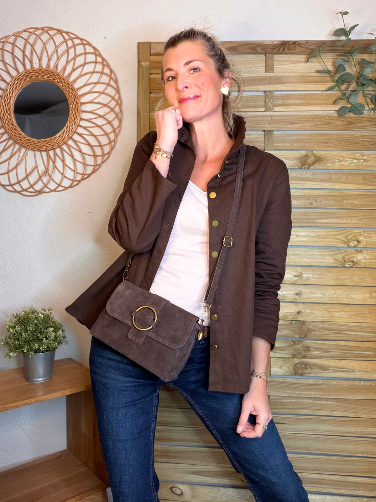 Sac bandoulière en croute de cuir BLAKE - Chocolat