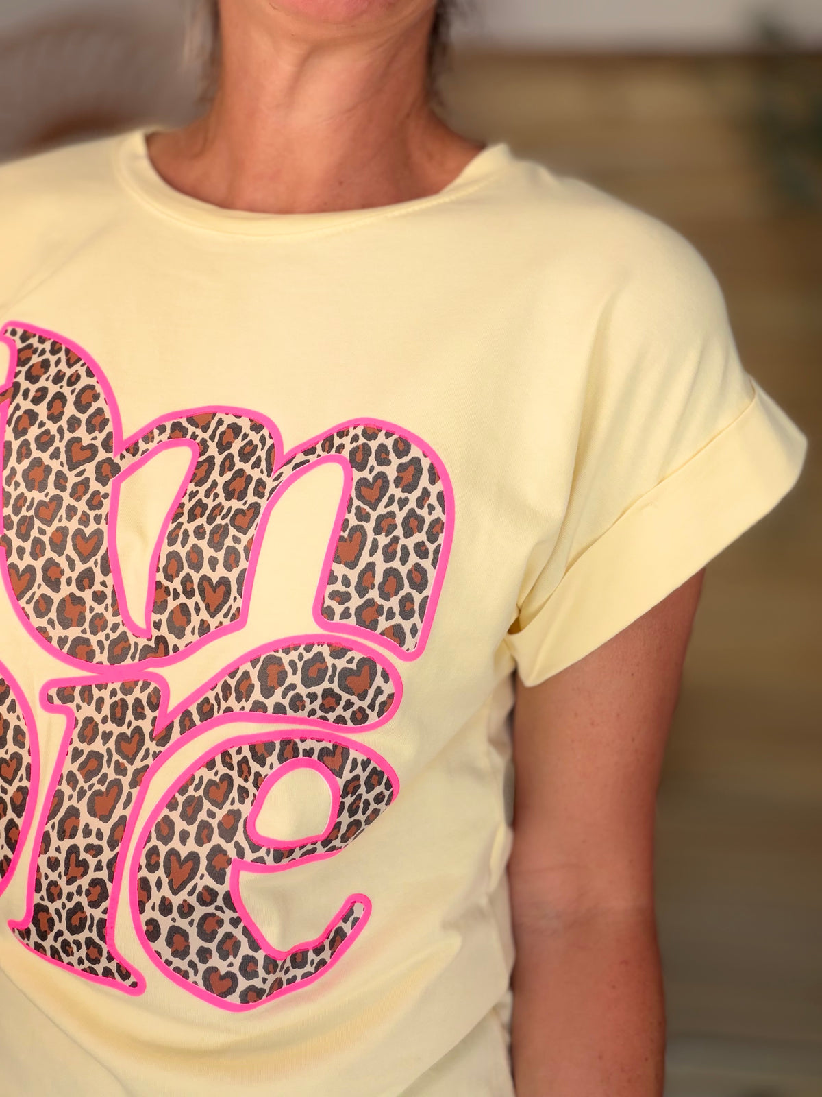 Tee shirt AMORE Léo URSULA Jaune - FIN DE SÉRIE
