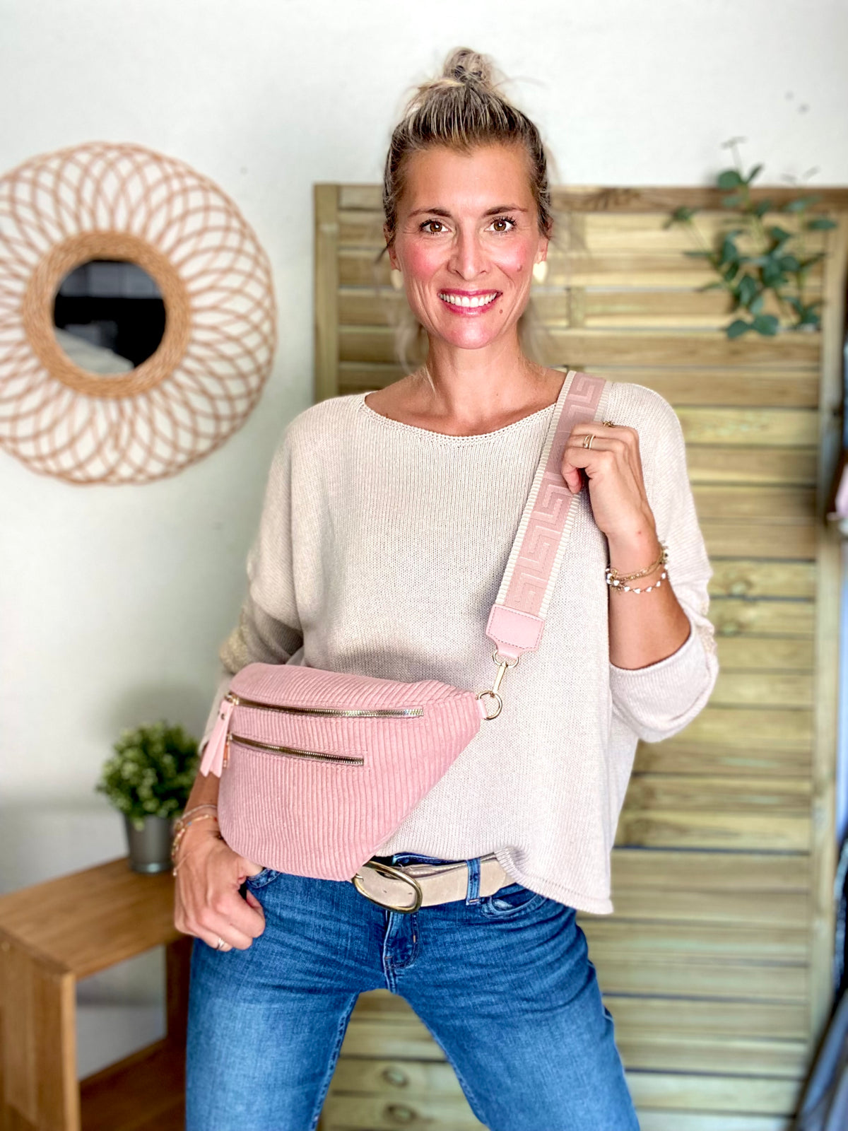 Sac banane XL en velours côtelé 2 zips et sangle fantaisie - WENDY - Vieux rose