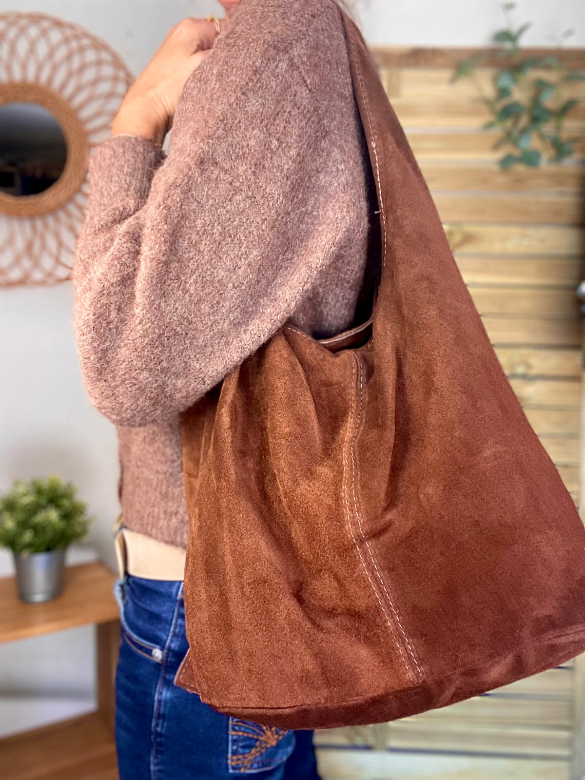 Sac cabas hobo cuir daim MARLON - Chocolat