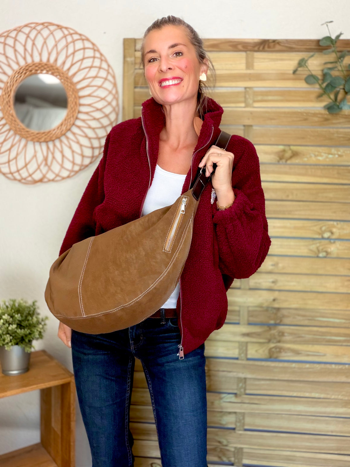 Sac besace XXL en simili cuir brossé - HAROLD Taupe