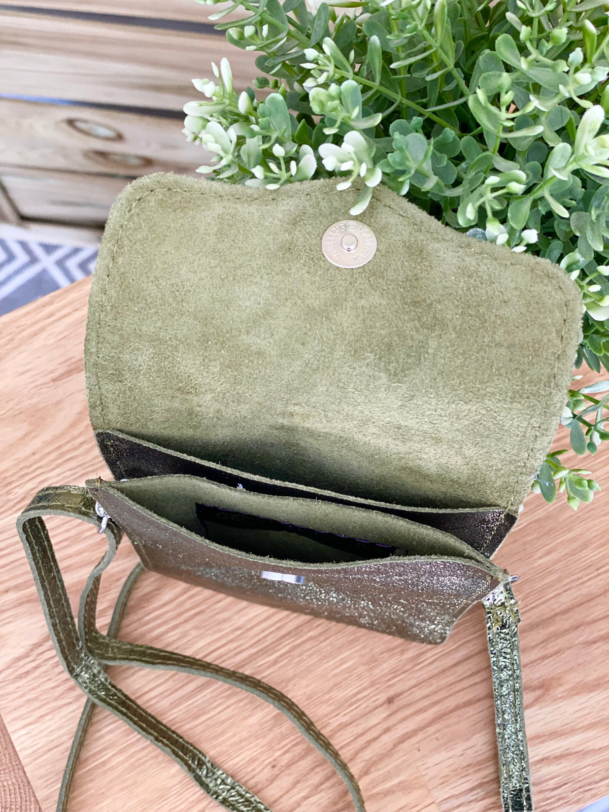 Pochette bandoulière en cuir irisé - FLORE - Kaki (7 coloris)