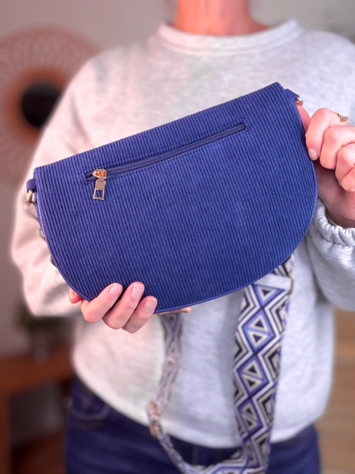 Sac banane en velours côtelé, sangle fantaisie - KATY - Bleu marine - FIN DE SÉRIE