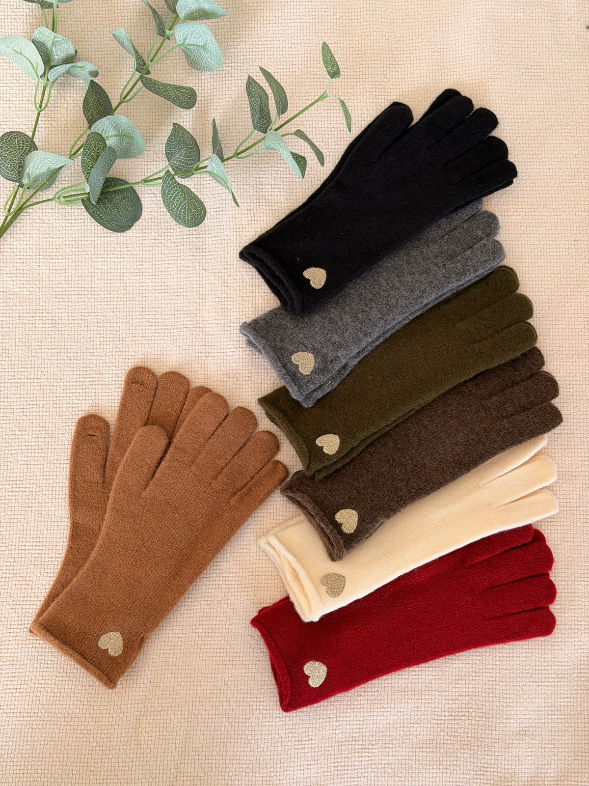 Gants CHLOÉ avec coeur doré brodé 💛 et ouverture index et pouce 👌🏼