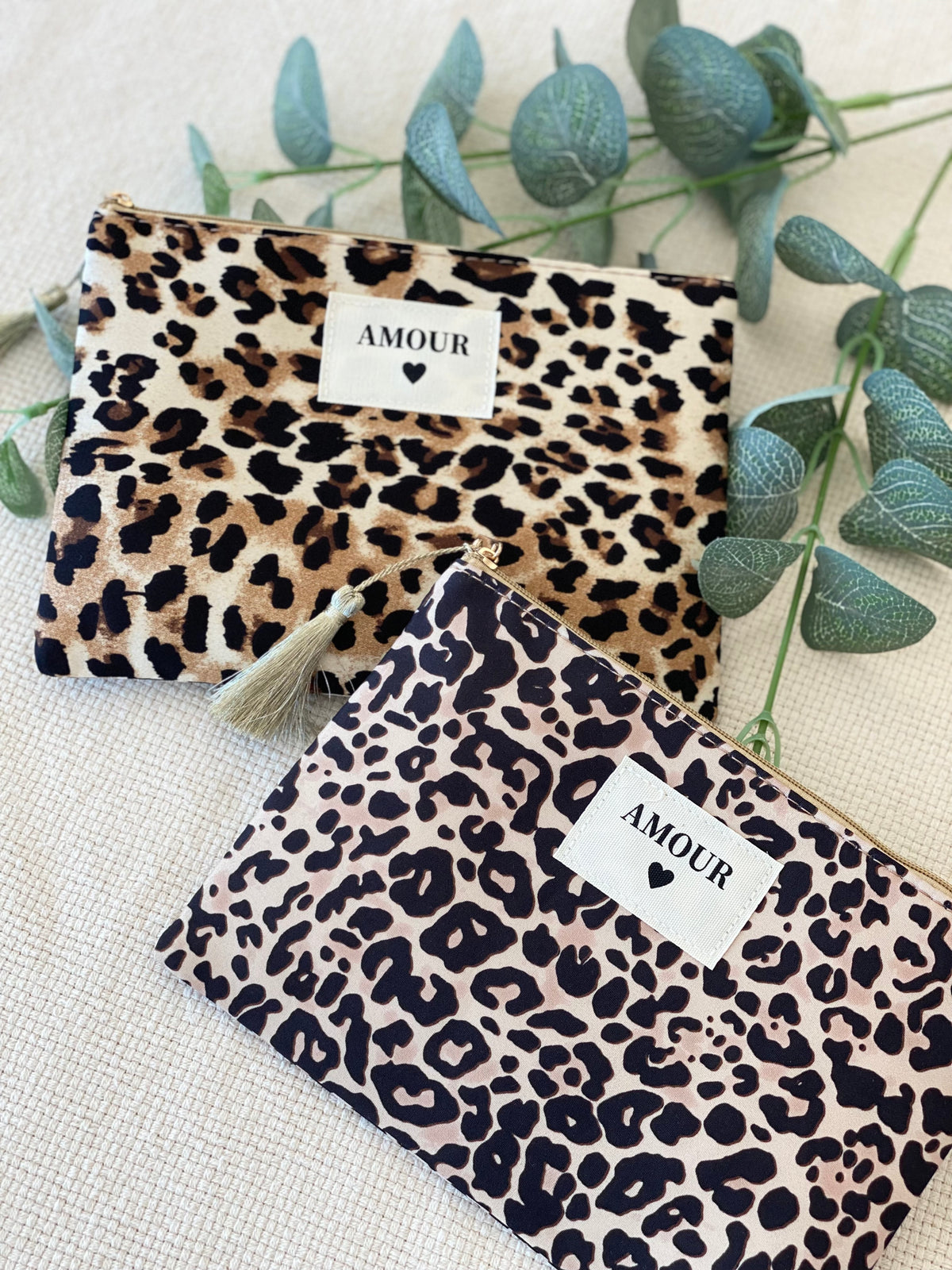 Pochette XL Léo 🐆 AMOUR - SARAH