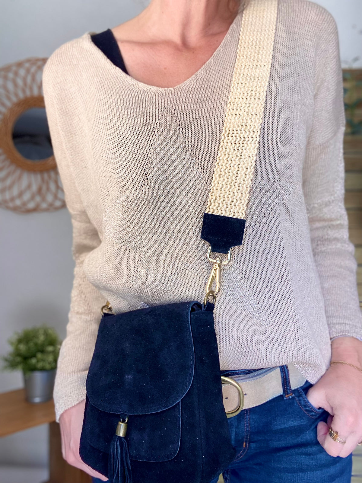 Sac bandoulière en cuir daim HORTENSE - Noir - FIN DE SÉRIE
