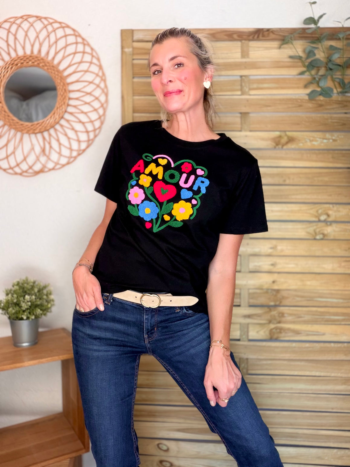 Tee shirt amour fleuri ARYA Noir