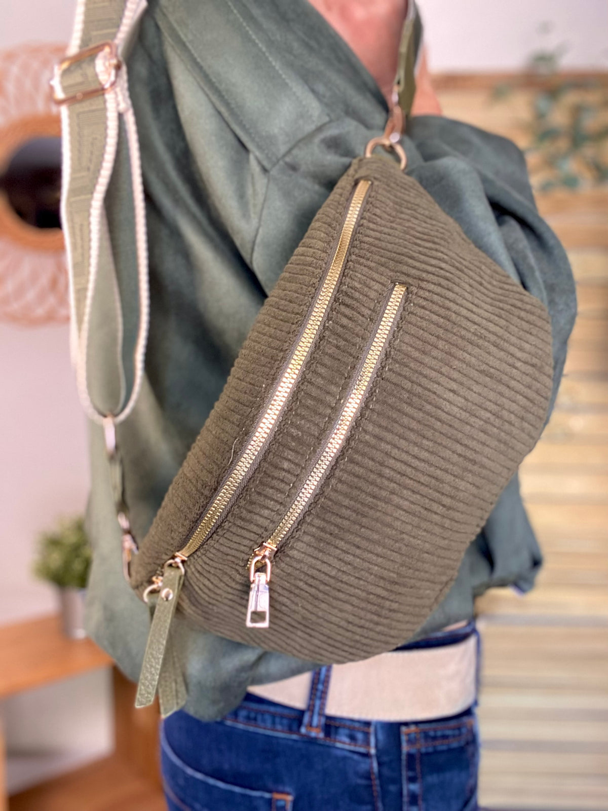 Sac banane L en velours côtelé 2 zips et sangle fantaisie - ASHLY - Kaki