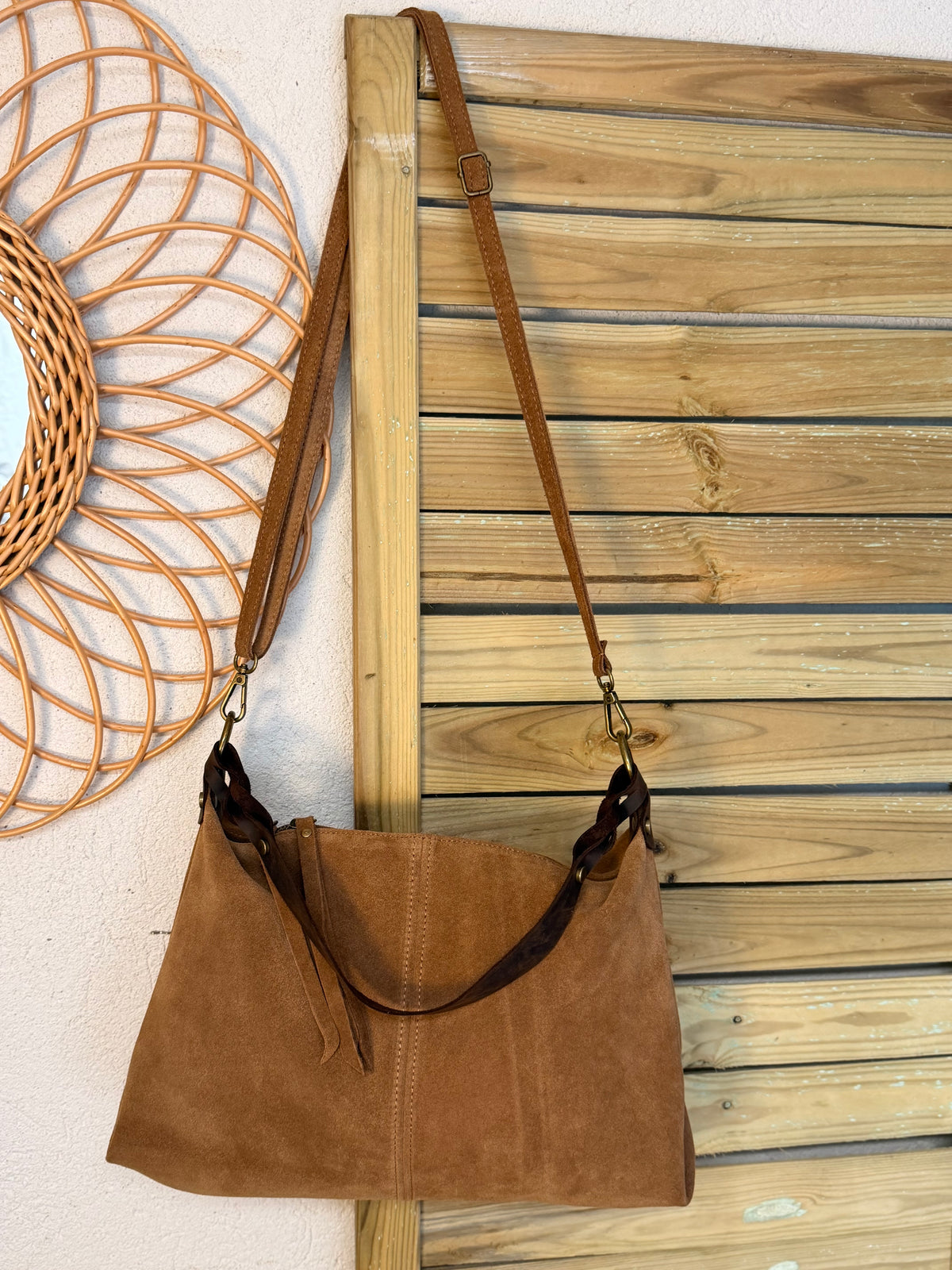 Sac hobo en cuir daim souple, double bandoulière ANDREW Camel clair