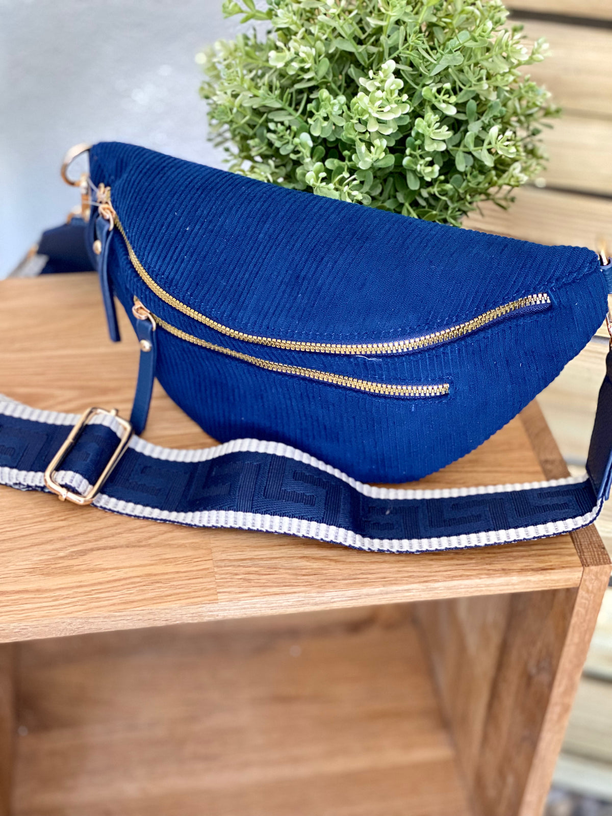 Sac banane en velours côtelé 2 zips et sangle fantaisie - CHARLY - Bleu marine (côtelé fin)