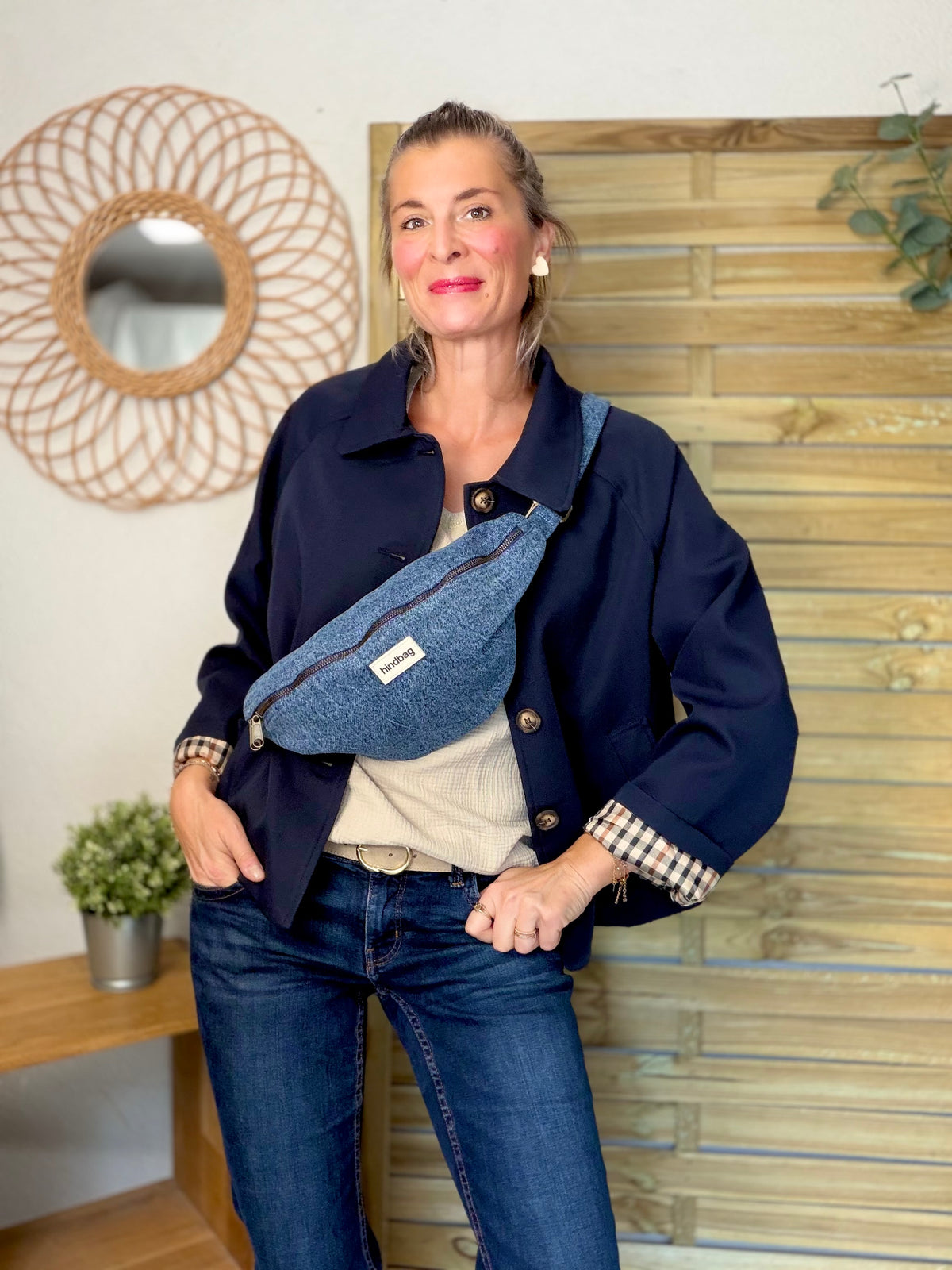 HINDBAG SASHA - Sac banane Denim bleu foncé