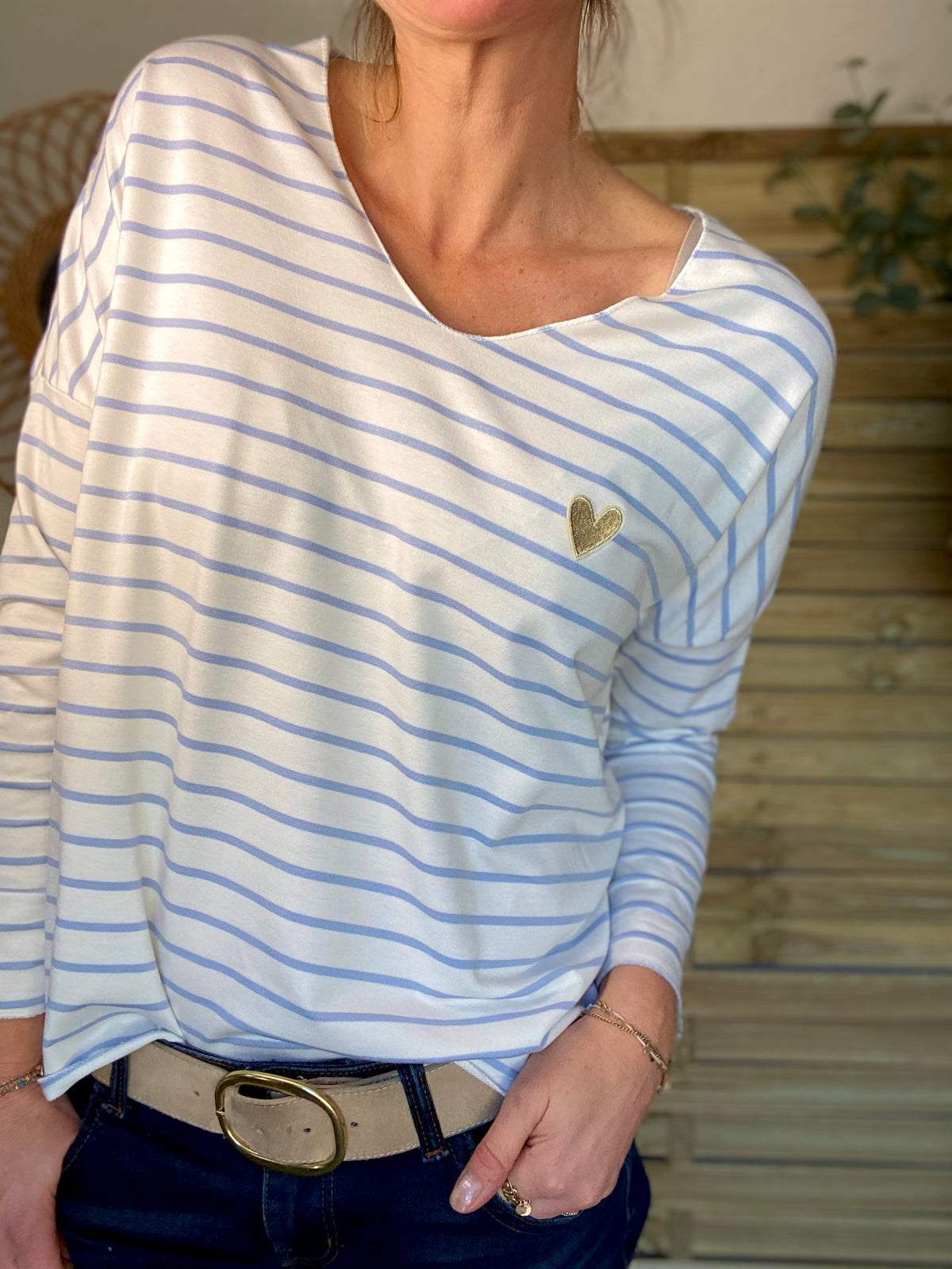 Pull fin rayé col V avec ou sans coeur doré 💛 NOLWENN - Bleu ciel