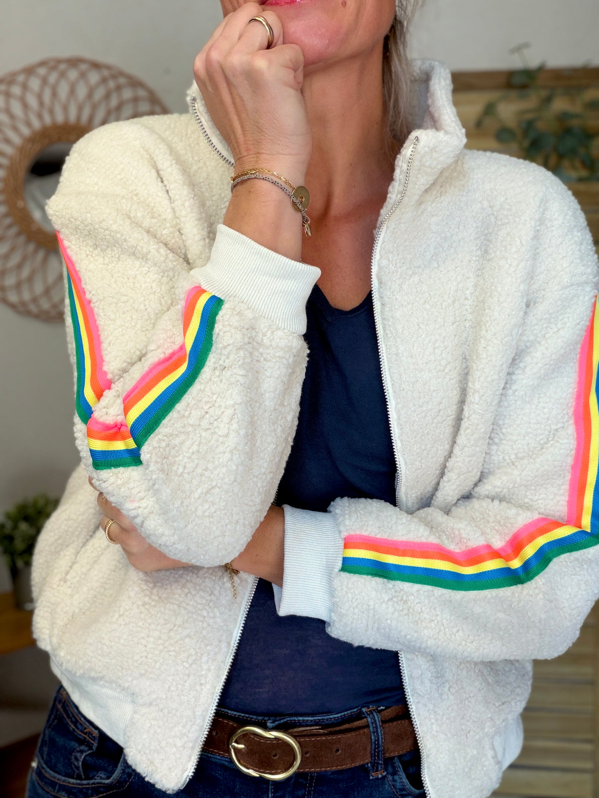 Veste Sherpa zippée bandes Arc-en-ciel CORALIE Beige🌈